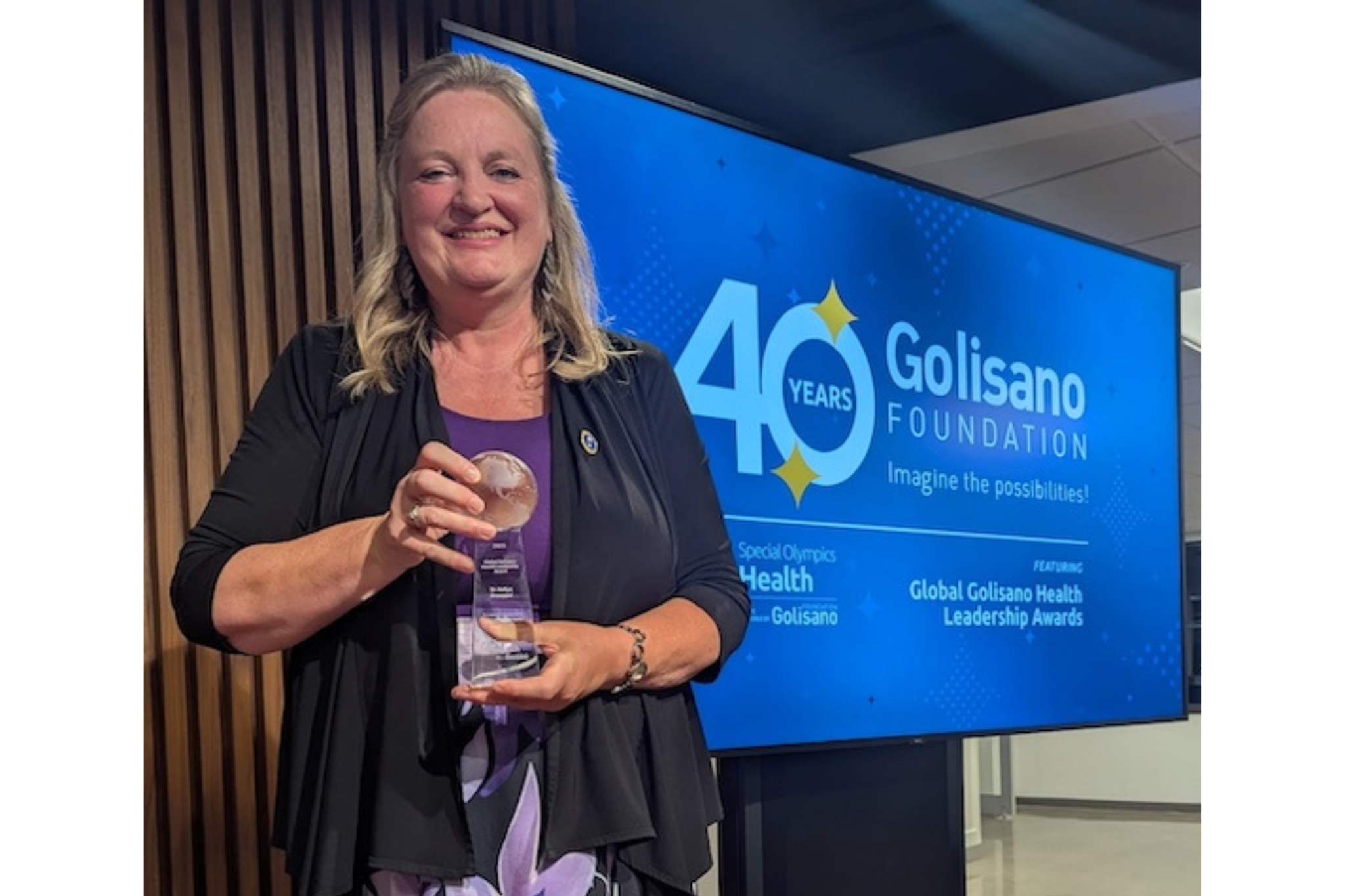 Dr. Kellye Knueppel Receives Global Golisano Health Leadership Award